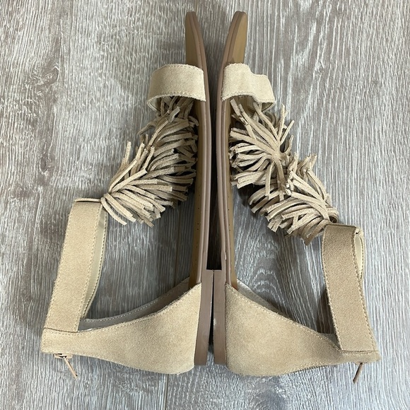 NWOT Sole Society Koa Fringe Leather T-Strap Ankle Strap Flat Sandal Caramel 8.5 - Picture 11 of 15